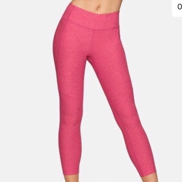 Outdoor Voices 3/4 Warmup Leggings - Picture 3 of 4